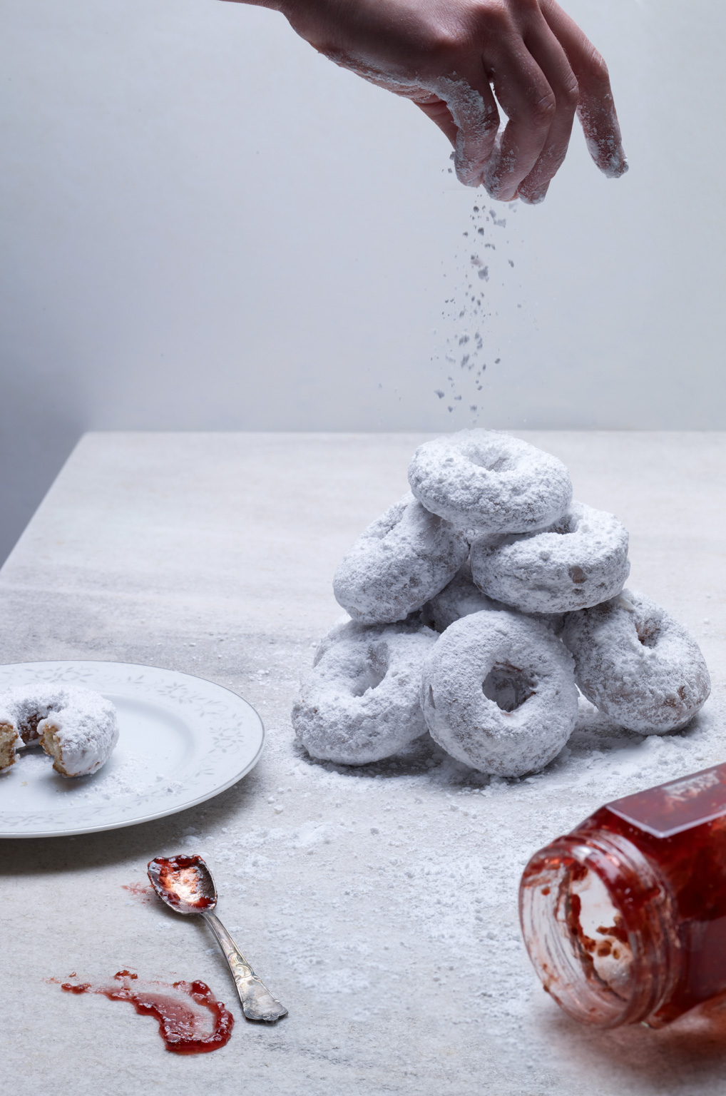 012_powdered_donuts_237
