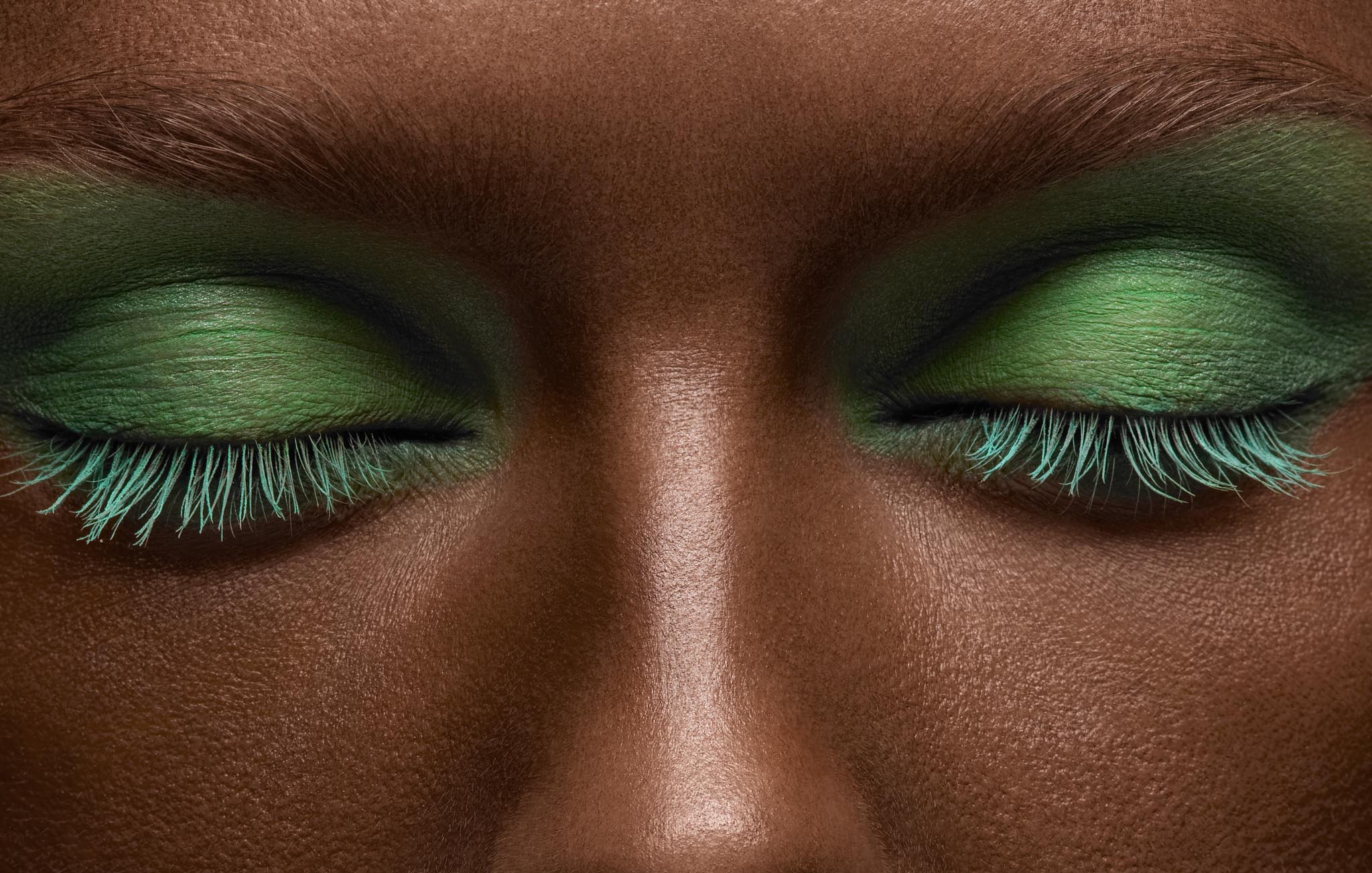 105_green_eye_049_crop_closed_42-18787323_.jpg
