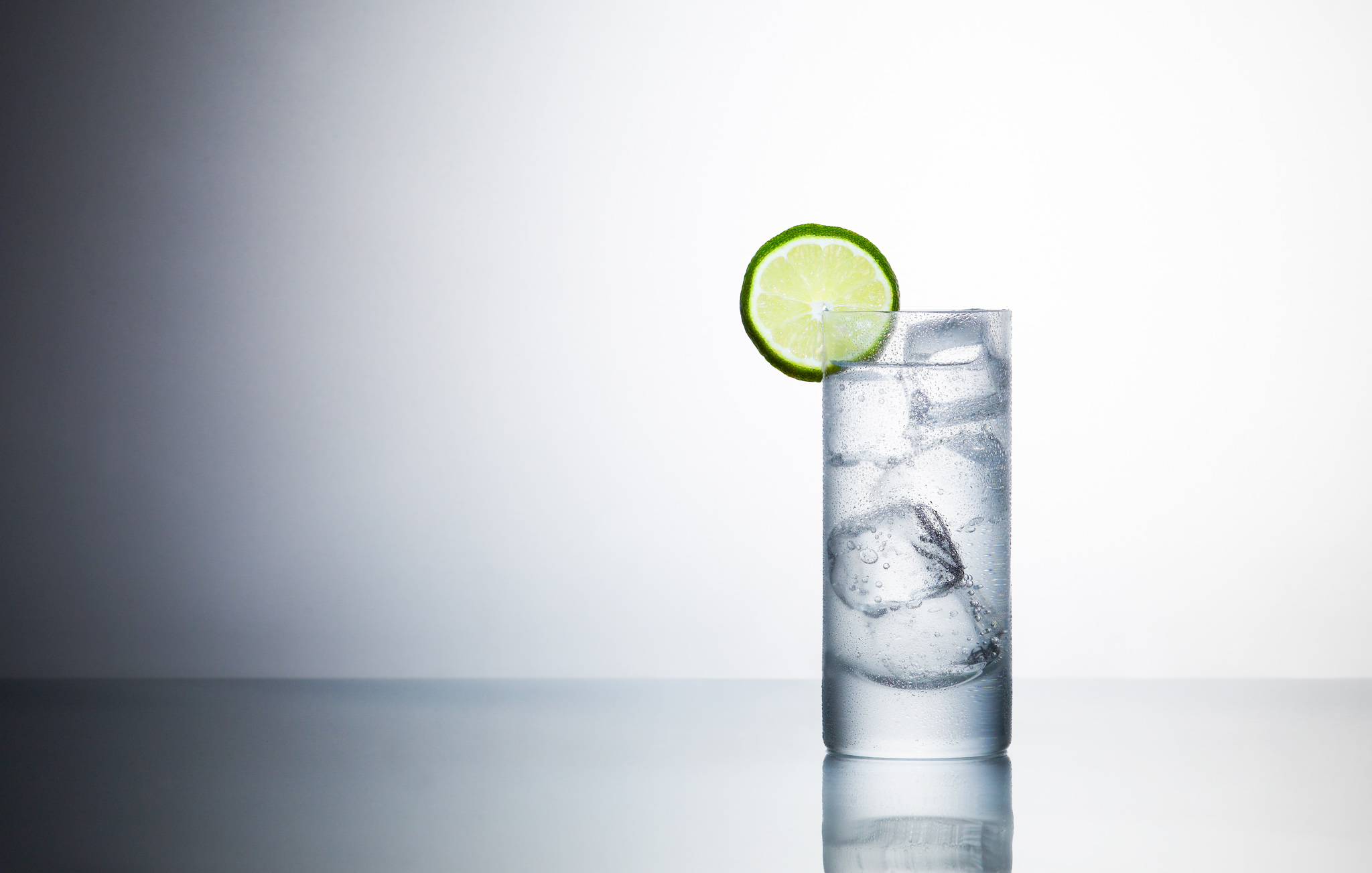 534_Fris_tonic_137_42-18759670